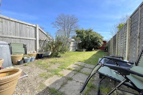 2 bedroom house for sale, North Road, Brightlingsea, CO7