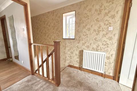 2 bedroom semi-detached house for sale, Birdsfoot Lane, Luton