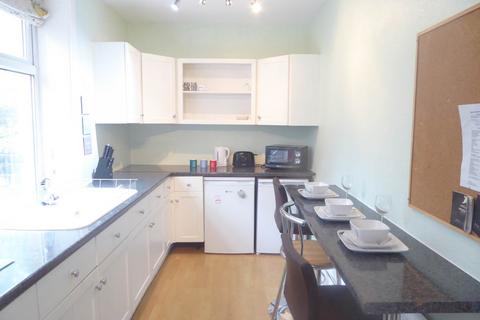 undefined, Orchard Terrace, Huddersfield HD4