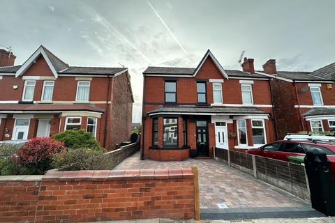 3 bedroom semi-detached house to rent, Palmerston Road, Southport PR9