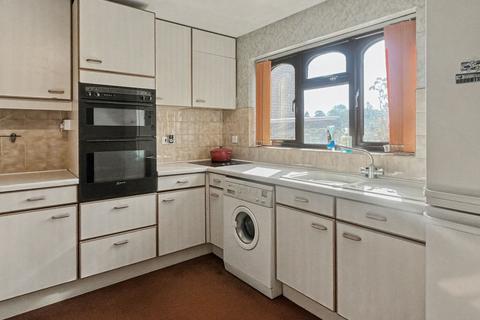 4 bedroom detached house for sale, Sunnybank, Widmer End - No Onward Chain