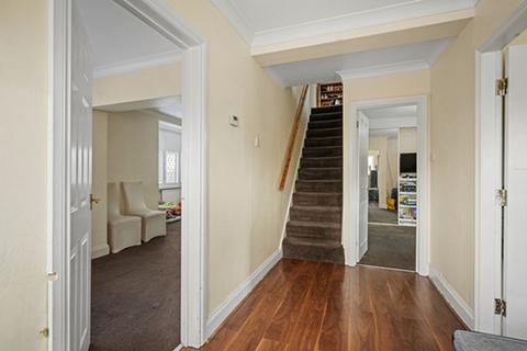 4 bedroom semi-detached house for sale, Homesdale Road, Bromley