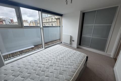 undefined, Ingram Street, Merchant City