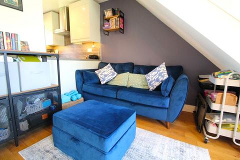 1 bedroom terraced house for sale, Oaktree Crescent, Bradley Stoke