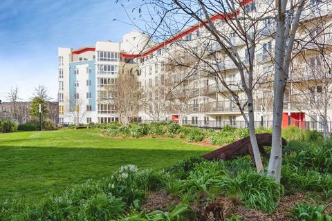2 bedroom flat for sale, Hannover Quay, Bristol, Somerset, BS1
