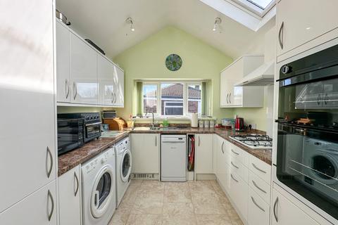 undefined, Marshlands Road, Little Neston, CH64