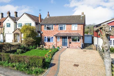 4 bedroom detached house for sale, Top End, Bedford MK41