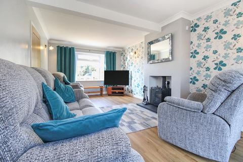 4 bedroom detached house for sale, Top End, Bedford MK41