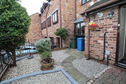 undefined, Cyril Bell Close, Lymm