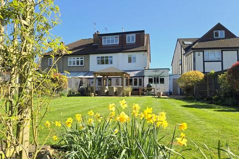 4 bedroom semi-detached house for sale, Hillview Road, Hatch End