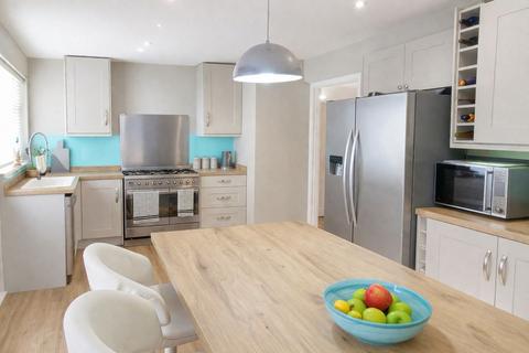 3 bedroom bungalow for sale, Beacon Park Road, Poole