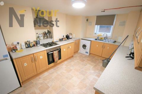 4 bedroom house to rent, Richmond Avenue, Leeds