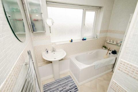 3 bedroom semi-detached house for sale, Wissage Lane, Lichfield WS13