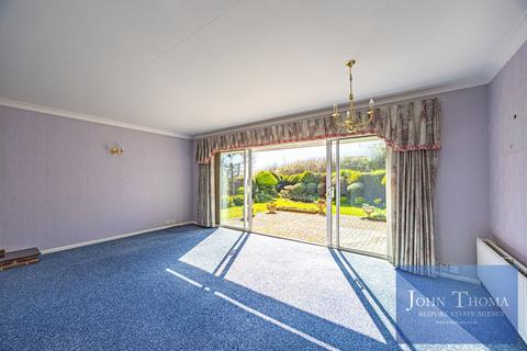 undefined, Lodge Close, Chigwell IG7