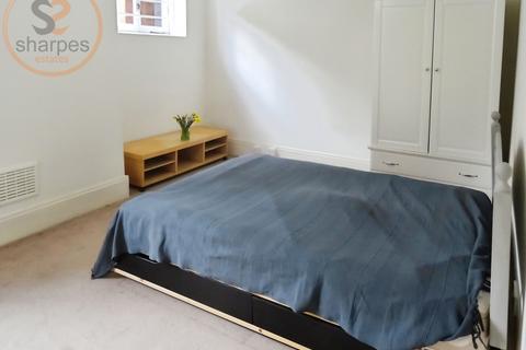 1 bedroom flat to rent, Basement Flat, 8 Rectory Grove, Clapham, London