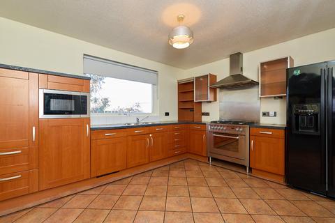 undefined, Queens Den, Aberdeen, AB15