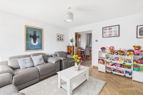 3 bedroom semi-detached house for sale, Tyrrell Way, Towcester, NN12