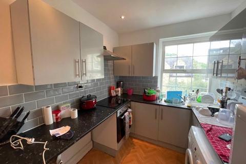 2 bedroom house share to rent, Otley Road