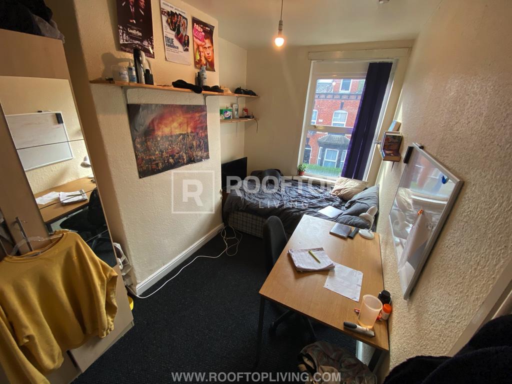 Hessle-place-ls6-1eu-1057740