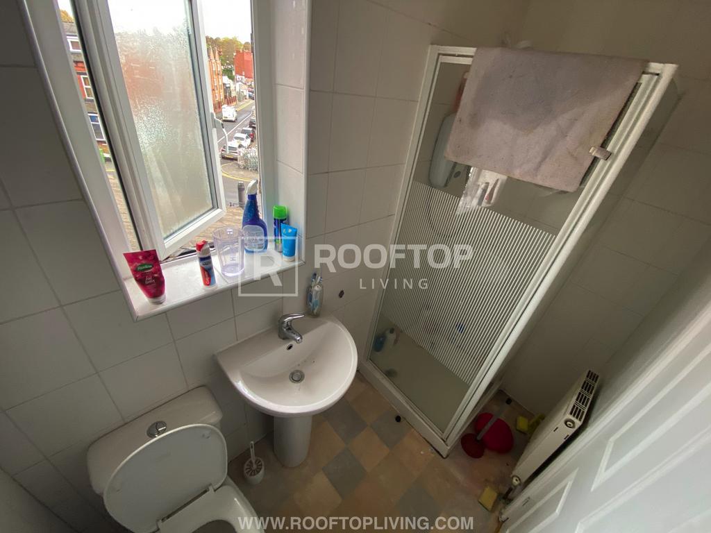 Hessle-place-ls6-1eu-1057745