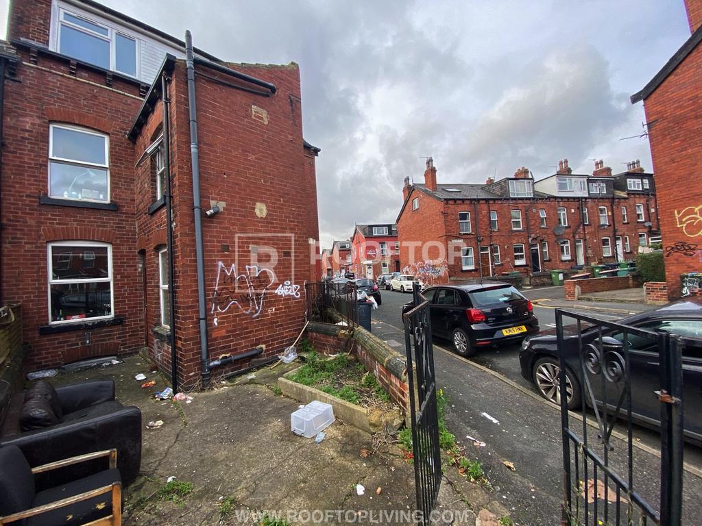 Hessle-place-ls6-1eu-1057746