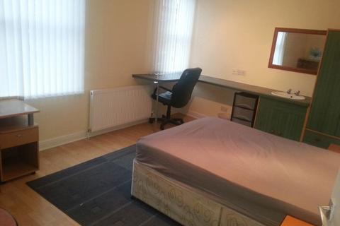 4 bedroom house share to rent, Harold Grove