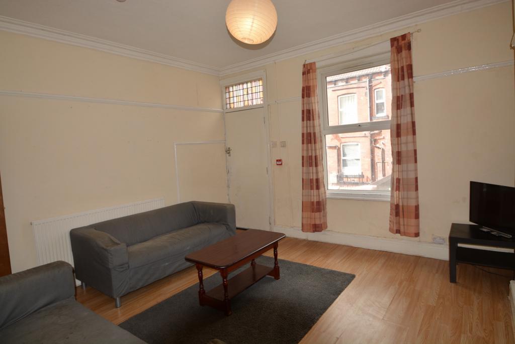 Hessle-place-ls6-1eu-1057805