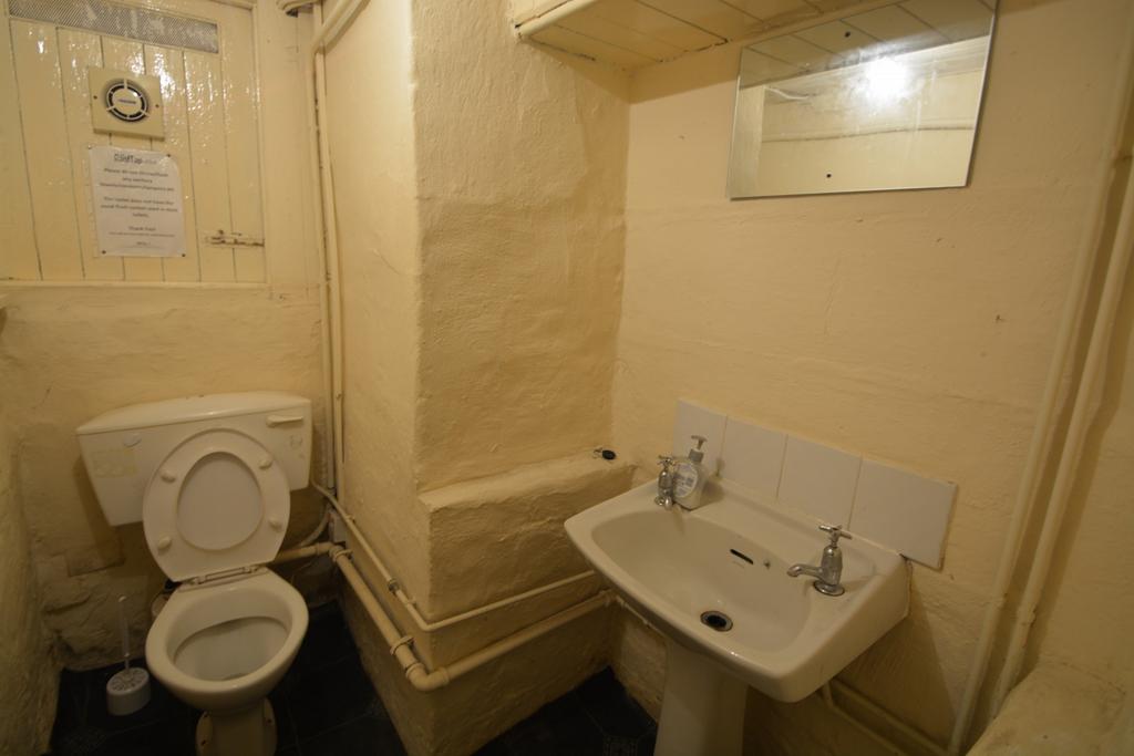 Brudenell-road-ls6-1ha-1057824