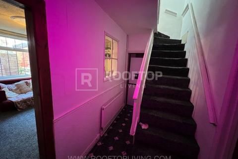 undefined, Brudenell Grove