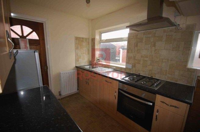 Estcourt-terrace-ls6-3ey-1057939