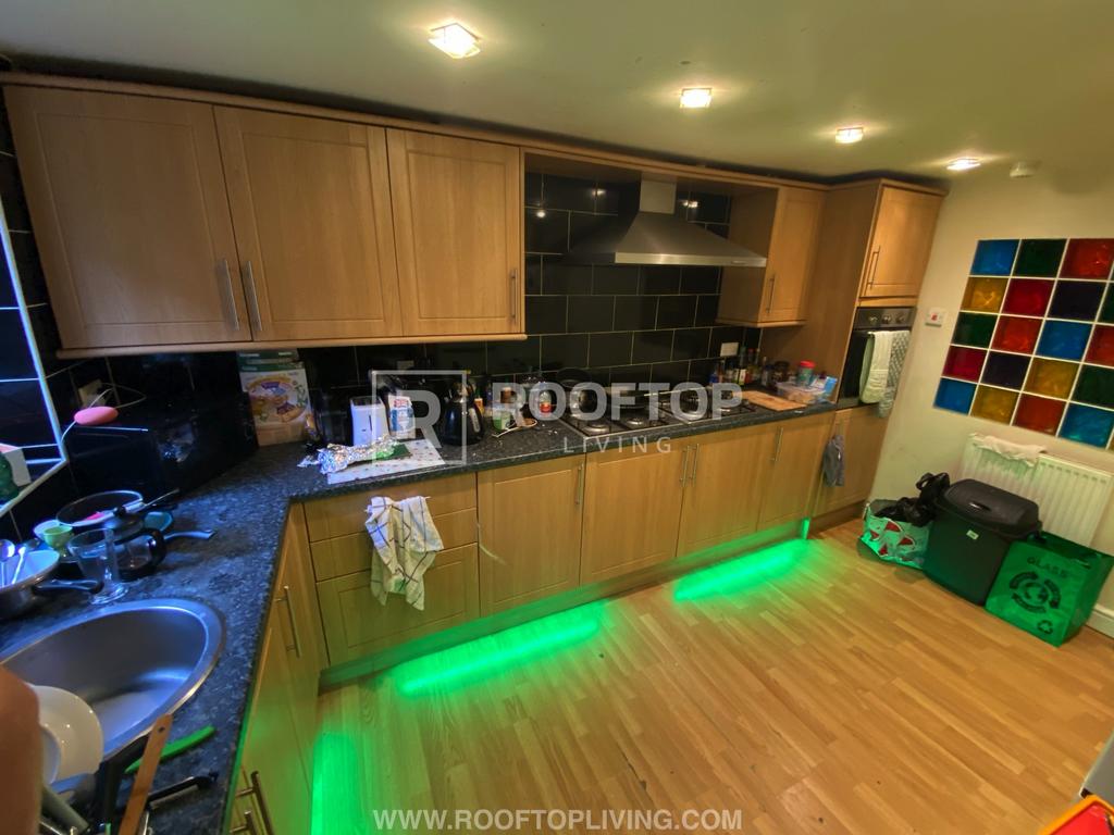 Mayville-avenue-ls6-1nq-1058005