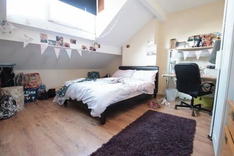3 bedroom house share to rent, Spring Grove Walk