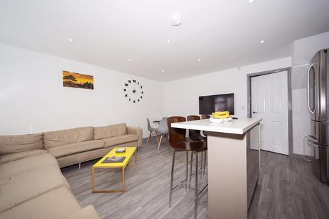 undefined, Kendal Lane