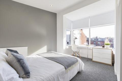 2 bedroom house share to rent, Alexandra Road
