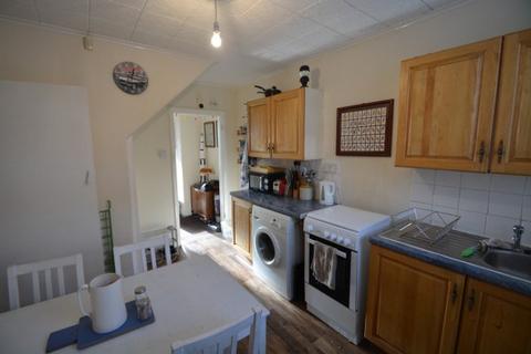 2 bedroom house share to rent, Manor Avenue