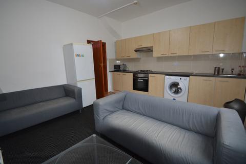 3 bedroom house share to rent, Brudenell Grove