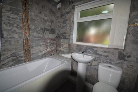 3 bedroom house share to rent, Woodsley Road