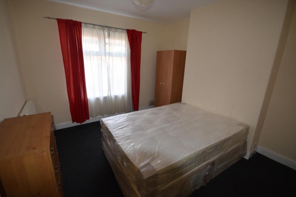 Ash-gardens-ls6-3ld-1058504