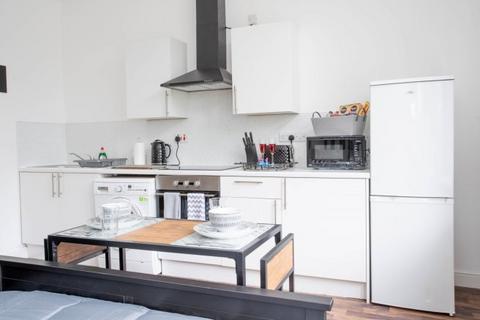 undefined, Chapeltown Road