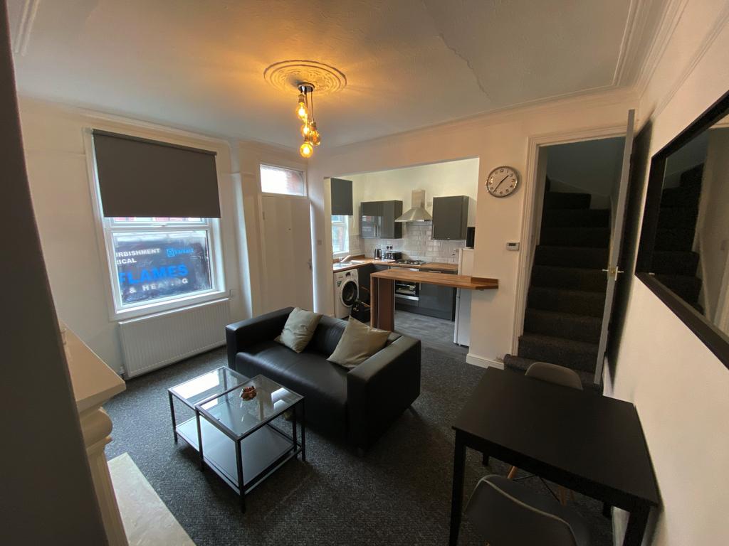 Paisley-street-ls12-3js-1058535