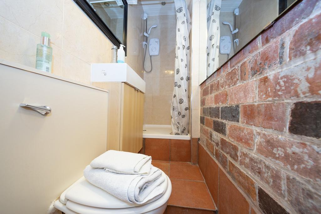 Kendal-lane-ls3-1ay-1058635