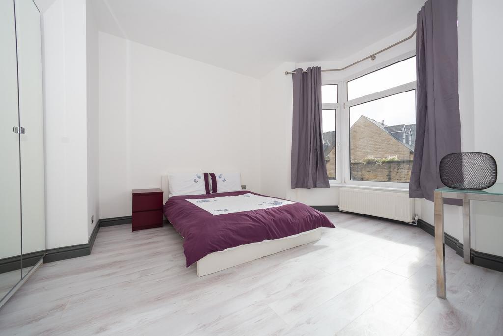 Kendal-lane-ls3-1ay-1058637