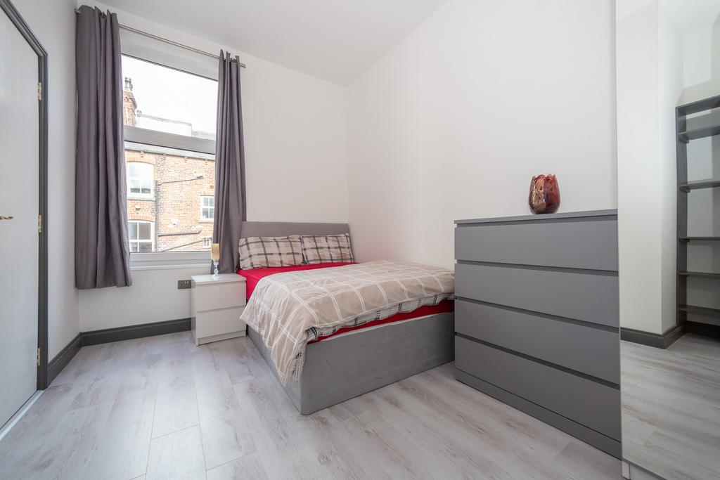 Kendal-lane-ls3-1ay-1058650