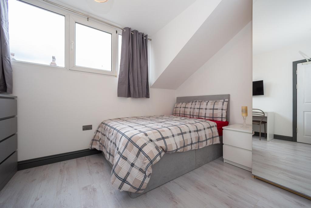 Kendal-lane-ls3-1ay-1058665