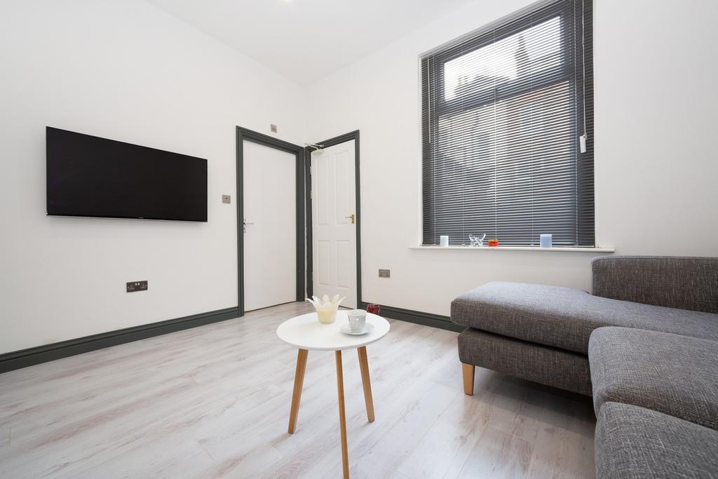 Kendal-lane-ls3-1ay-1058630