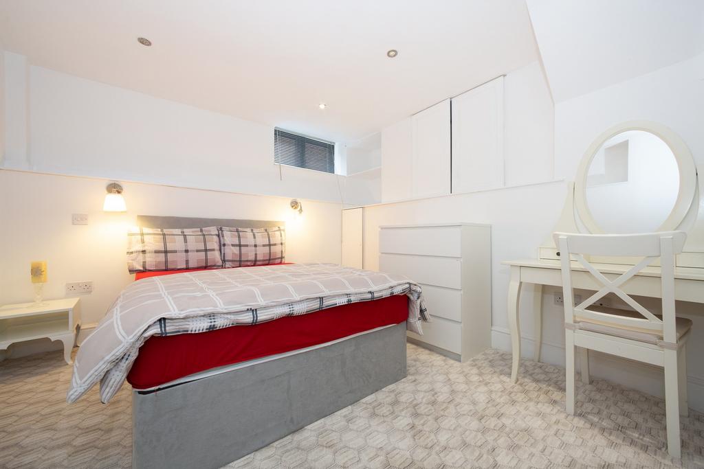 Kendal-lane-ls3-1ay-1058633