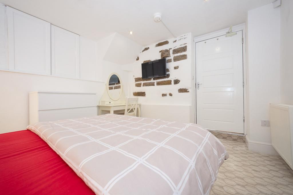 Kendal-lane-ls3-1ay-1058634