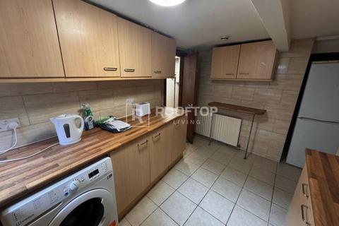 undefined, Hessle View