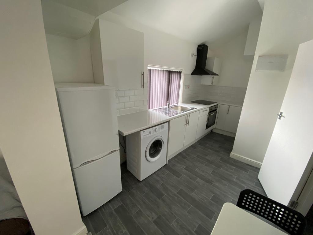 Chapeltown-road-ls7-3hy-1058741