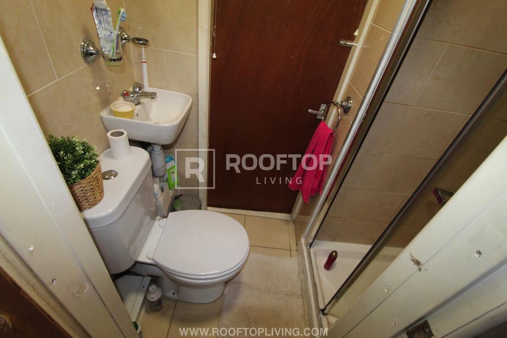 Hessle-place-ls6-1eu-1058856